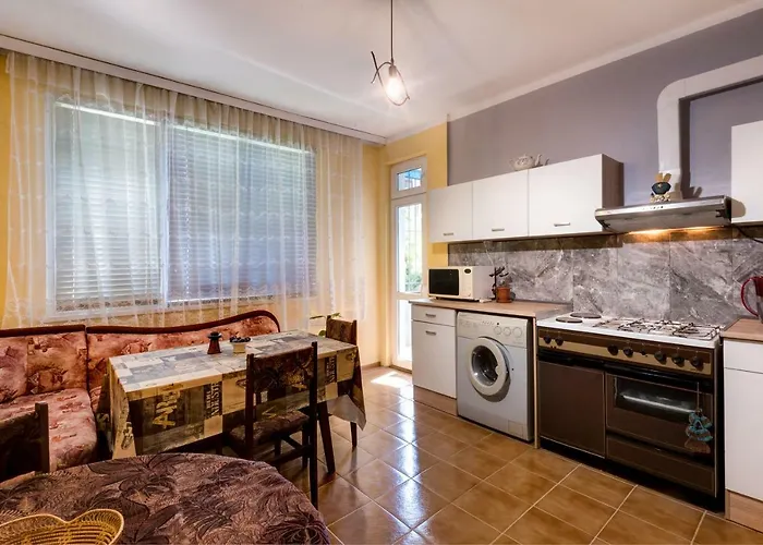 Super Center-huge 2 Bedrooms Lägenhet